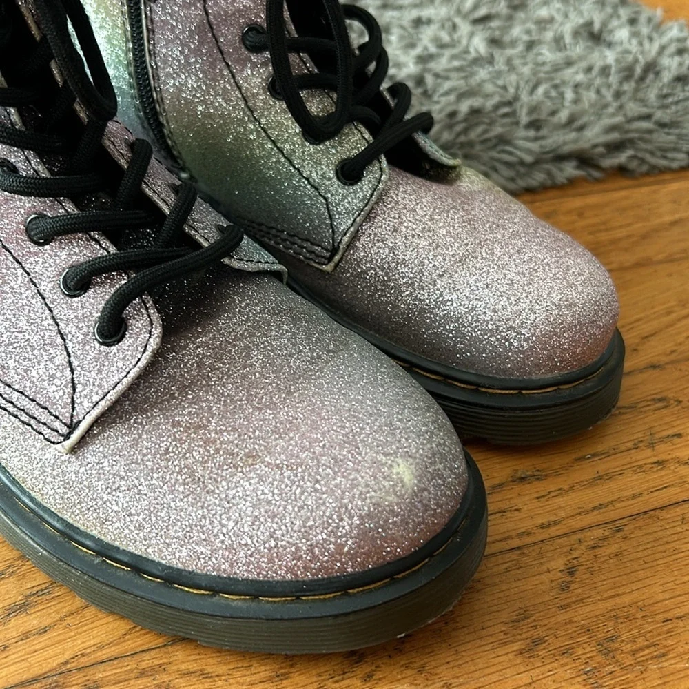 Dr Doc Martens Pascal Rainbow Multicolor Glitter Combat Lace Up Boots Size 3